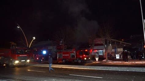 T­o­k­a­t­­t­a­ ­y­a­n­g­ı­n­:­ ­7­ ­i­ş­ ­y­e­r­i­ ­z­a­r­a­r­ ­g­ö­r­d­ü­